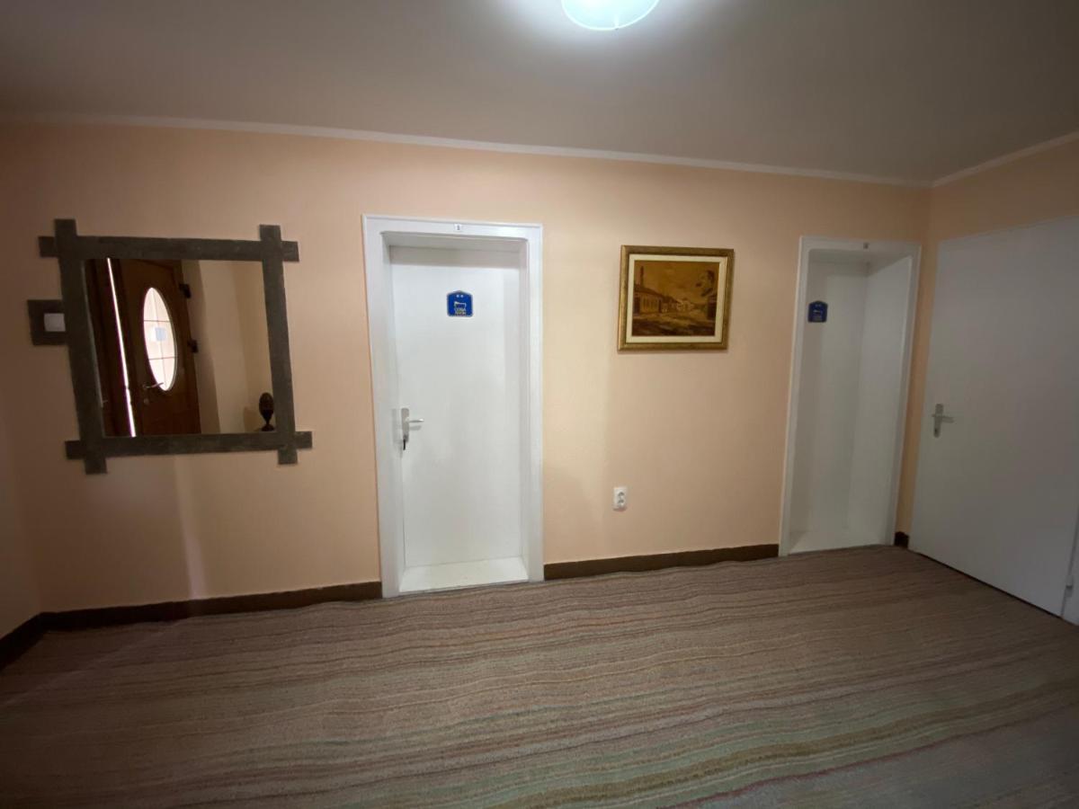 Hotel Konaci Nikola Banja Vrujci Gornja Toplica Exterior foto